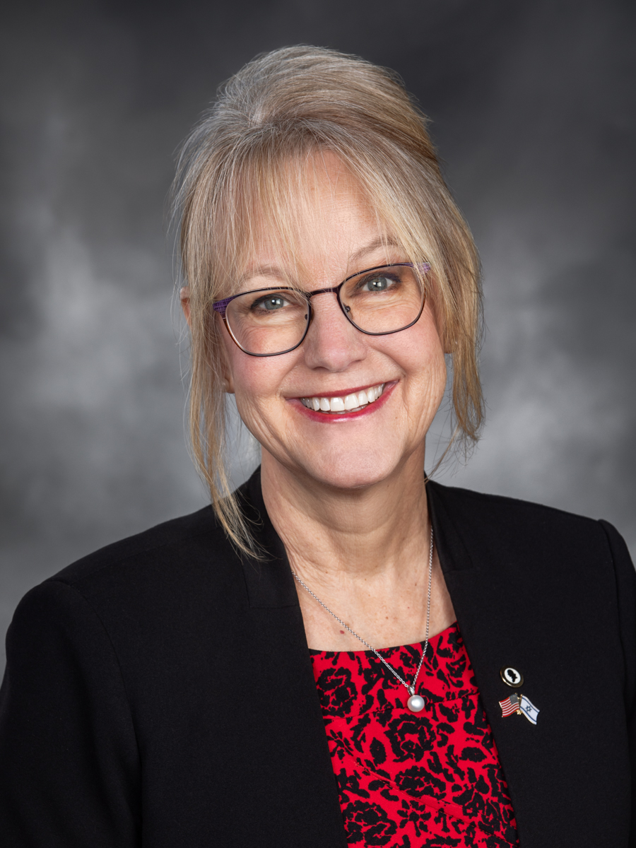 Mary L Dye